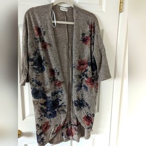 Gorgeous Woman's size Small Long Floral Grey Cardigan
